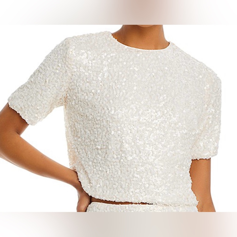 NWT- Bloomingdale's exclusive brand AQUA SEQUINED TOP- Size Small